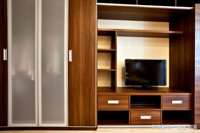 从设计师闺蜜那里取经，定造衣柜必要把稳的“3个处所”，别忽视